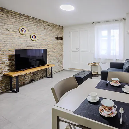 La Tana Del Daino House Holiday home *