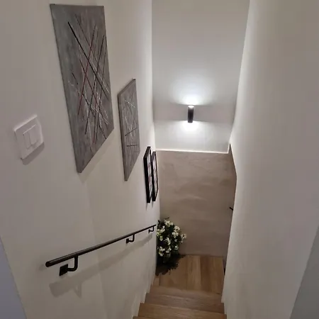 La Tana Del Daino House بيت للعطل